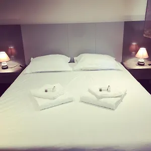 Serafina Apartements Apartahotel