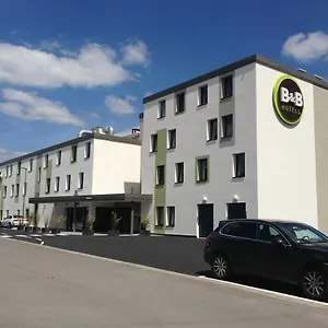 Aubenas Hotel