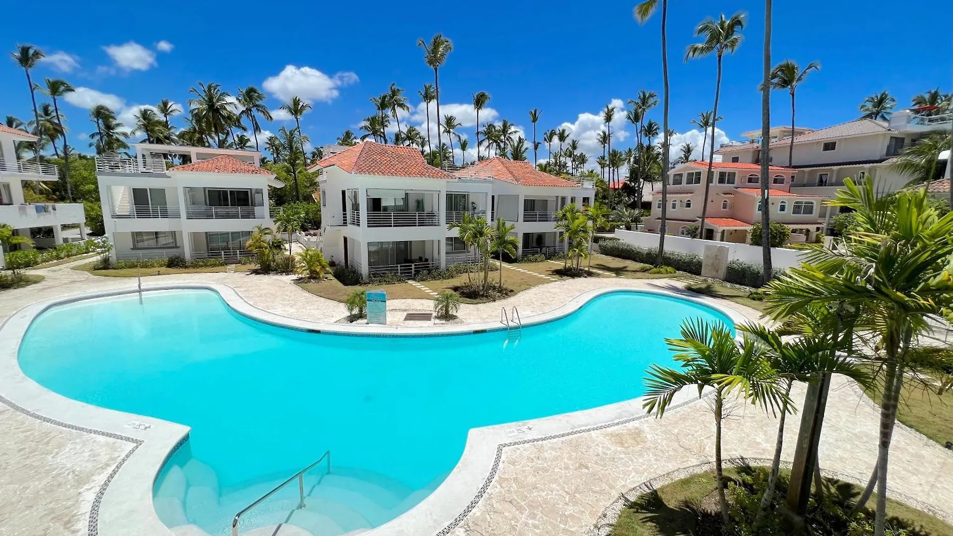 Deluxe Villas Bavaro Beach & Spa - Best Price For Long Term Vacation Rental Punta Cana Hotel