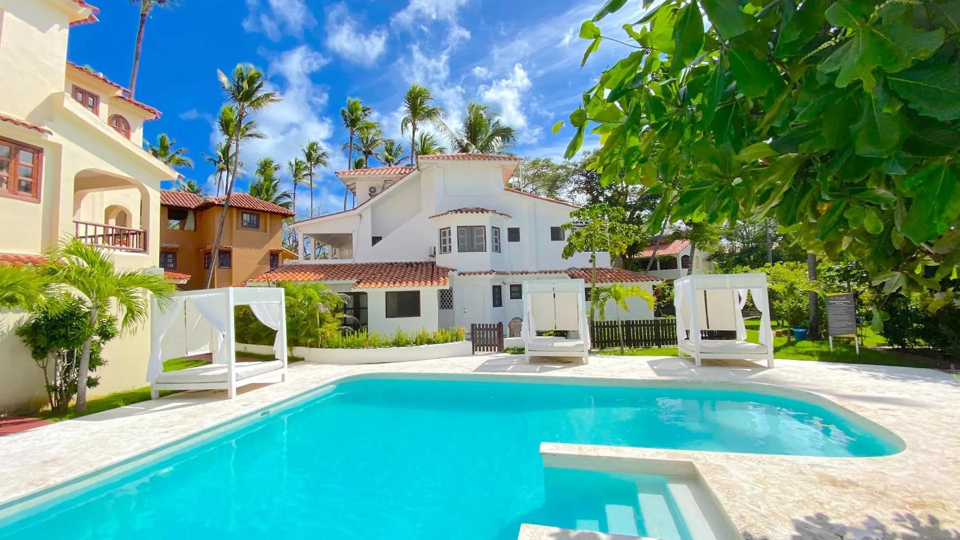Deluxe Villas Bavaro Beach & Spa - Best Price For Long Term Vacation Rental Punta Cana 5*,